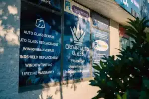 crown auto glass storefront